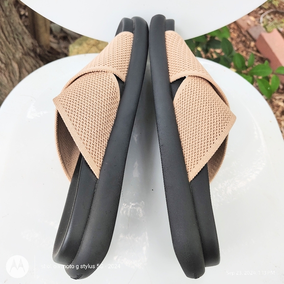 ANEW ANOTHERSOLE SZ 41 9 1/2 TAULE MARSHMELLOW SANDALS SLIDES NWOB - Picture 14 of 14